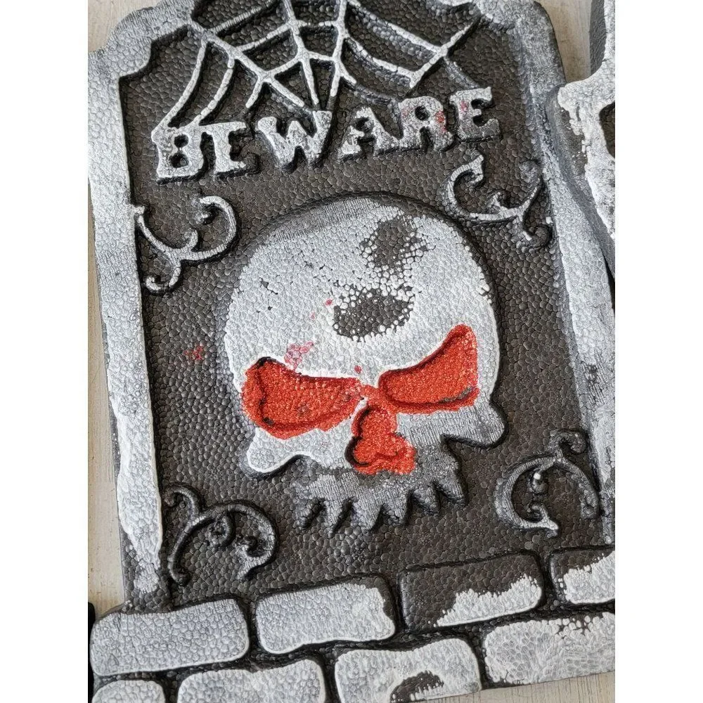 Glitter spider skull creepy‎ Tombstone Halloween set web prop